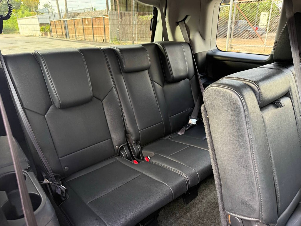 Honda Pilot Vehicle Full-screen Gallery Image 18