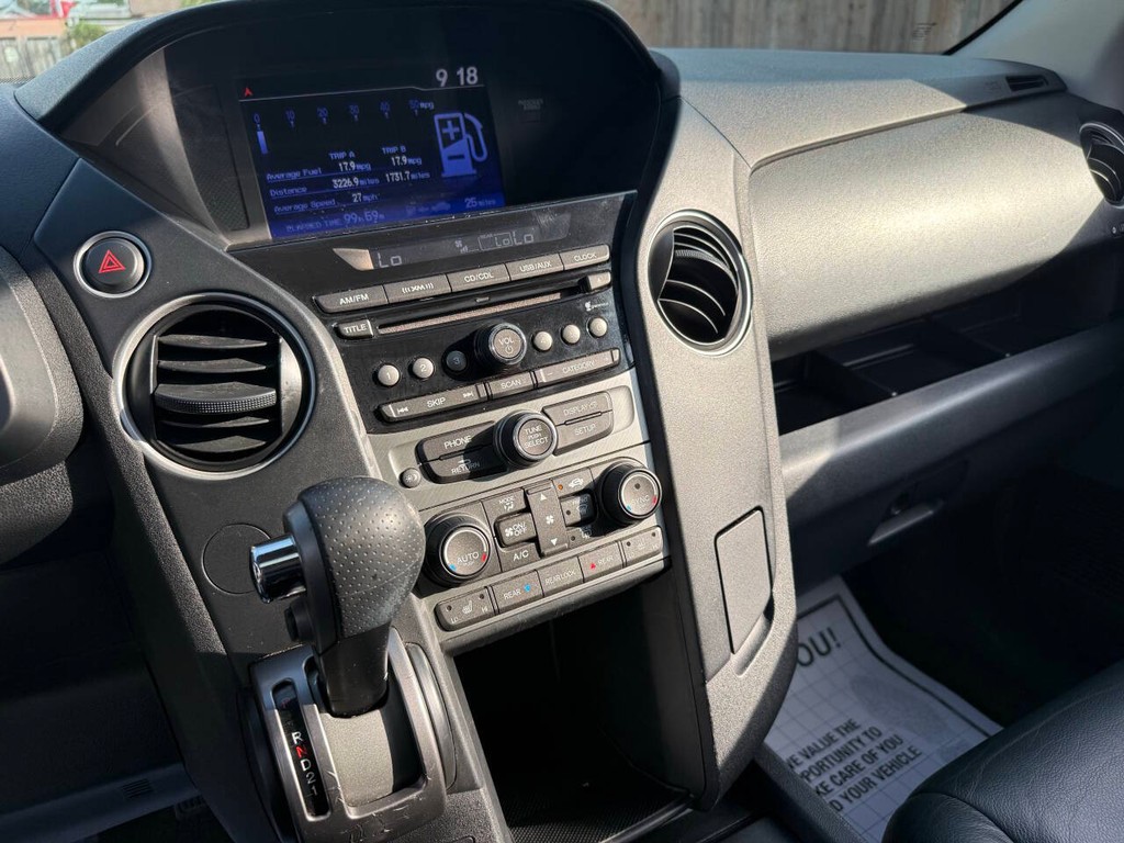 Honda Pilot Vehicle Full-screen Gallery Image 22