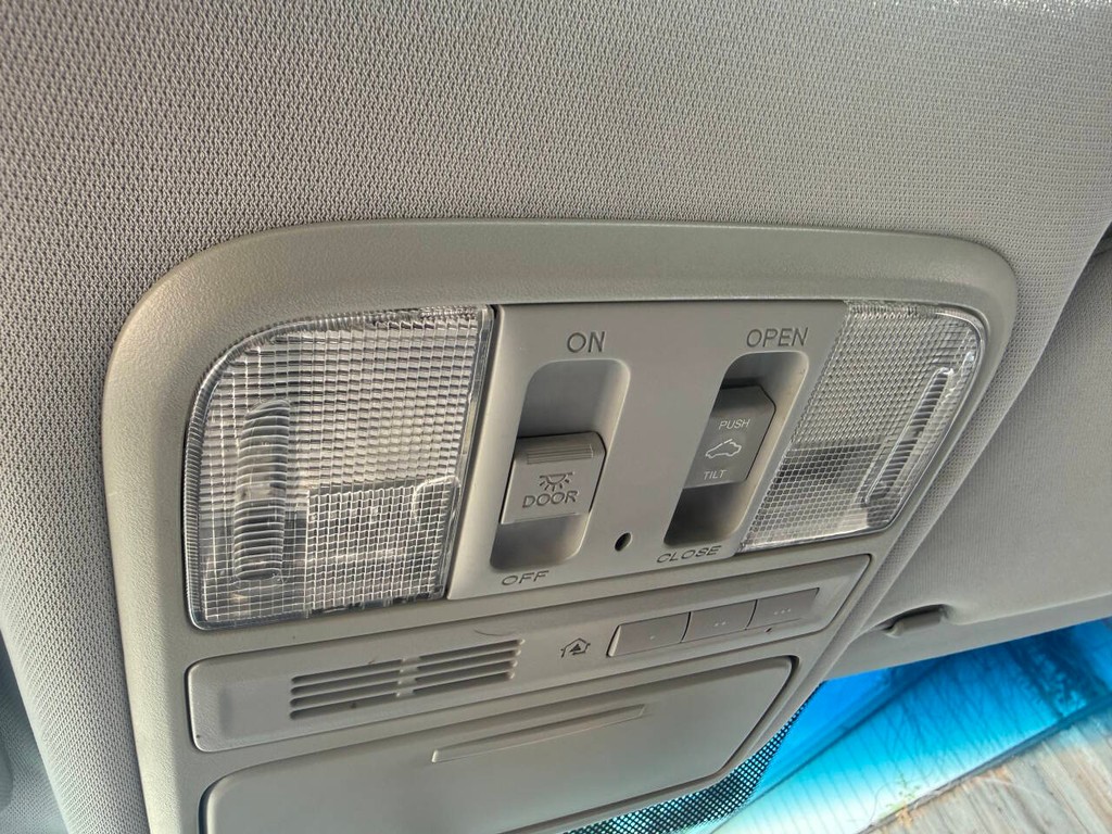 Honda Pilot Vehicle Full-screen Gallery Image 28