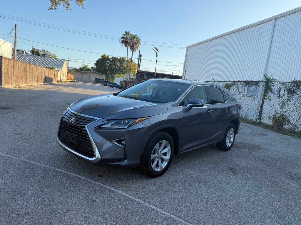 Lexus RX 350 Vehicle Full-screen Gallery Image 04