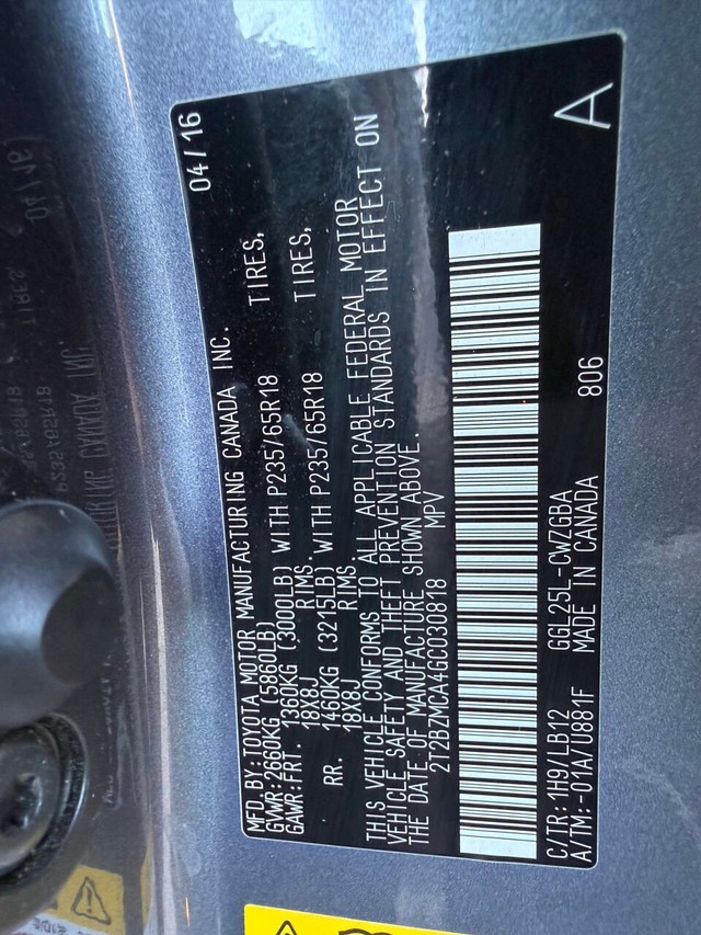 Lexus RX 350 Vehicle Full-screen Gallery Image 31
