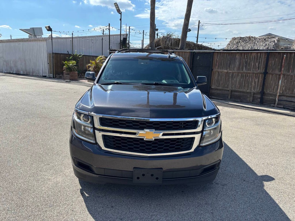 Chevrolet Tahoe Vehicle Full-screen Gallery Image 02