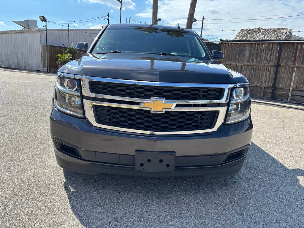 Chevrolet Tahoe Vehicle Full-screen Gallery Image 03