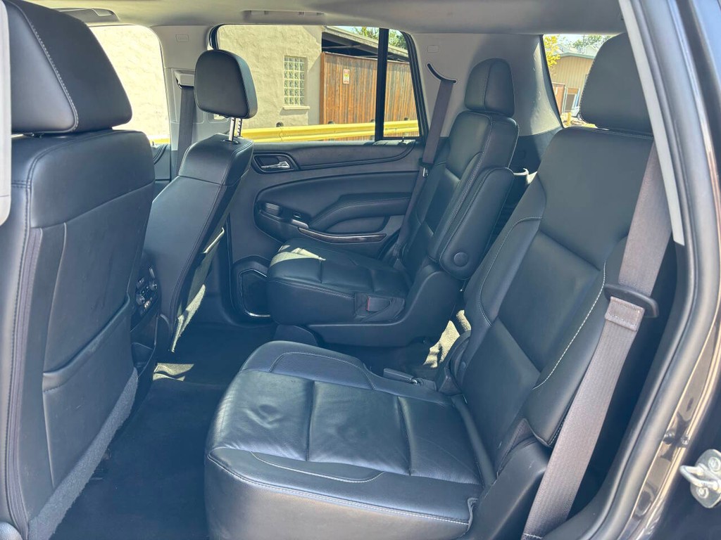 Chevrolet Tahoe Vehicle Full-screen Gallery Image 14