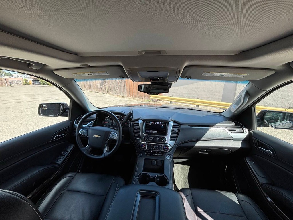 Chevrolet Tahoe Vehicle Full-screen Gallery Image 21
