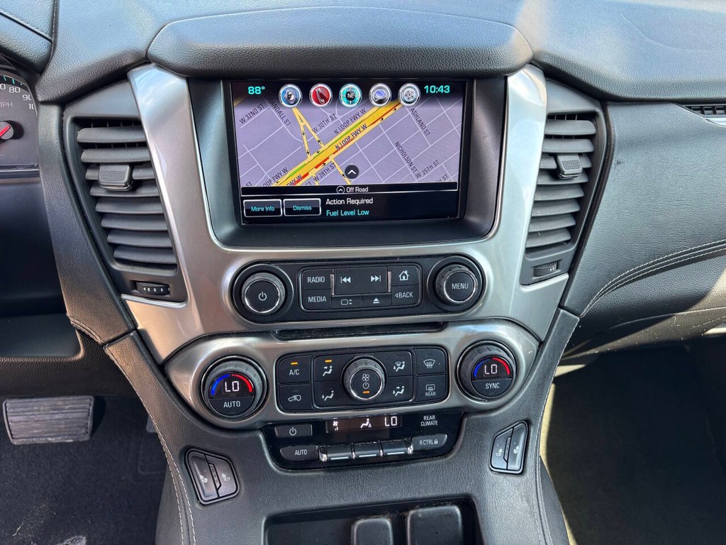 Chevrolet Tahoe Vehicle Full-screen Gallery Image 23