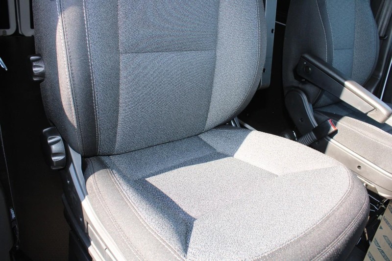 Ram ProMaster Cargo Van Vehicle Full-screen Gallery Image 16