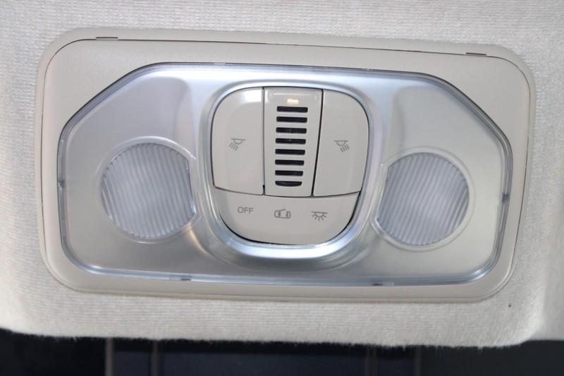 Ram ProMaster Cargo Van Vehicle Full-screen Gallery Image 27