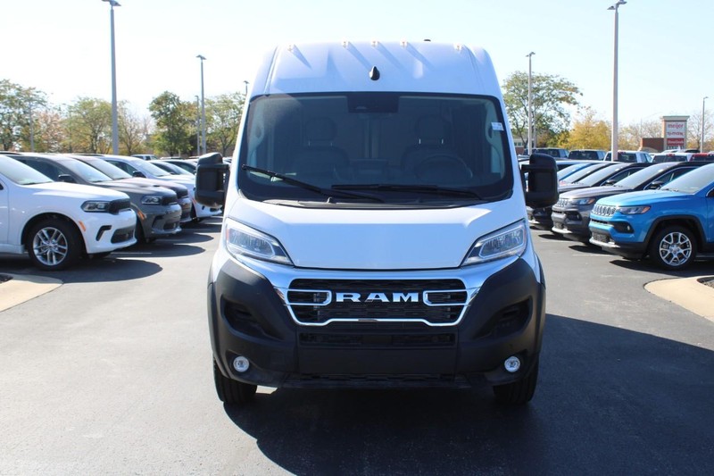 Ram ProMaster Cargo Van Vehicle Full-screen Gallery Image 9