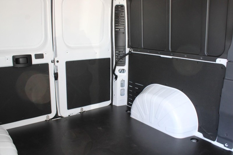 Ram ProMaster Cargo Van Vehicle Full-screen Gallery Image 12