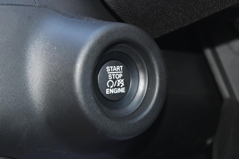 Ram ProMaster Cargo Van Vehicle Full-screen Gallery Image 22