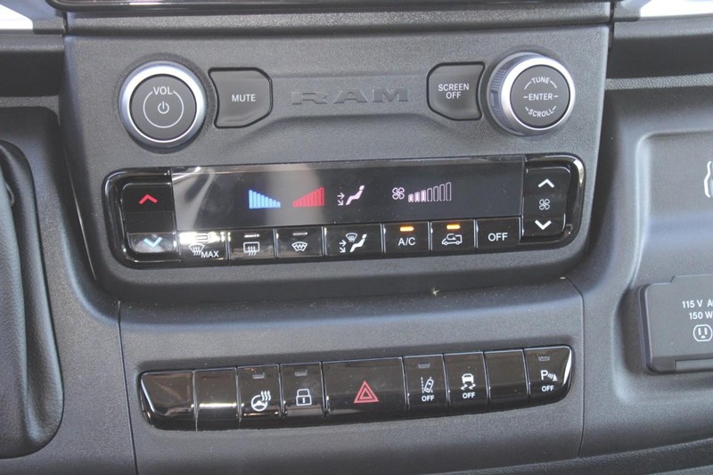 Ram ProMaster Cargo Van Vehicle Full-screen Gallery Image 25