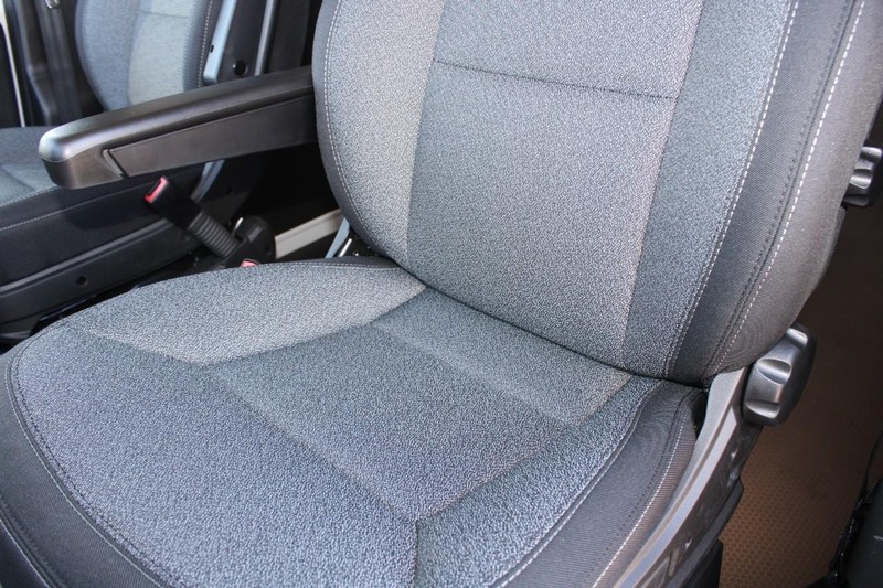 Ram ProMaster Cargo Van Vehicle Full-screen Gallery Image 31