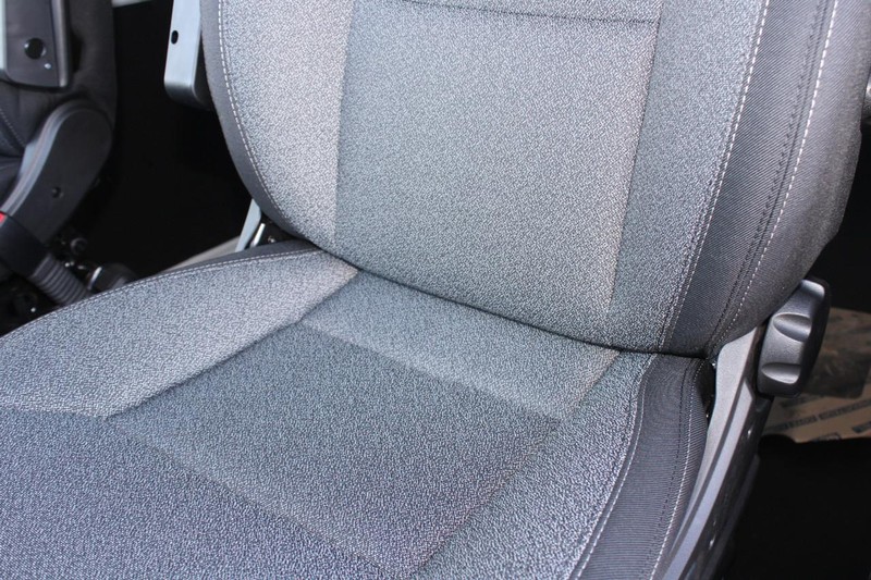 Ram ProMaster Cargo Van Vehicle Full-screen Gallery Image 32