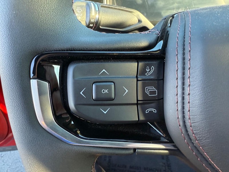 Jeep Wagoneer S Vehicle Full-screen Gallery Image 20