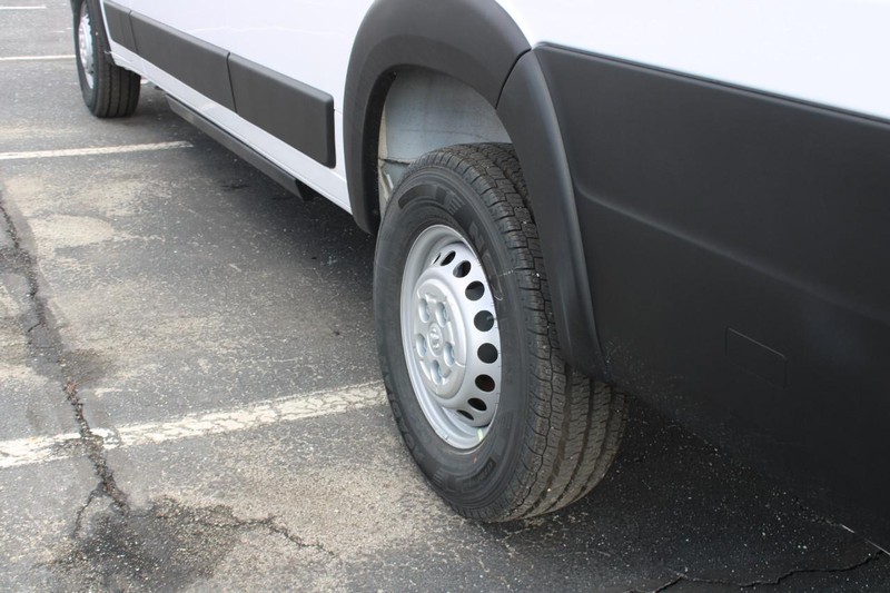 Ram ProMaster Cargo Van EV Vehicle Full-screen Gallery Image 6