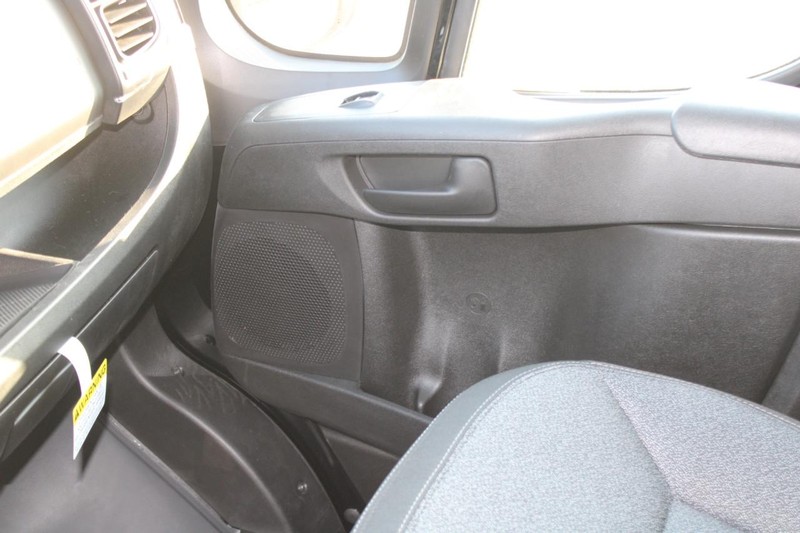 Ram ProMaster Cargo Van Vehicle Full-screen Gallery Image 25