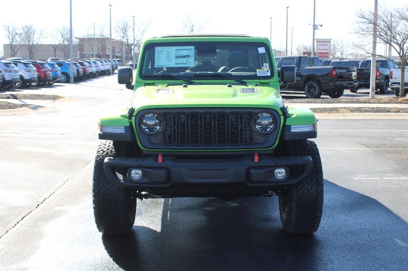 Jeep Wrangler Vehicle Full-screen Gallery Image 10