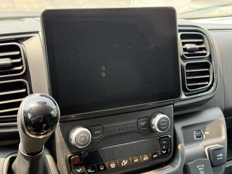 Ram ProMaster Cargo Van Vehicle Full-screen Gallery Image 22