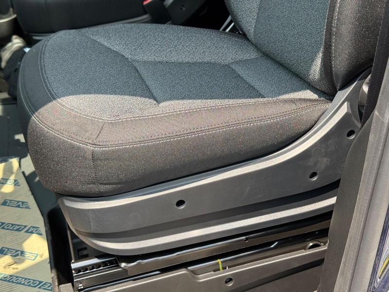 Ram ProMaster Cargo Van Vehicle Full-screen Gallery Image 33