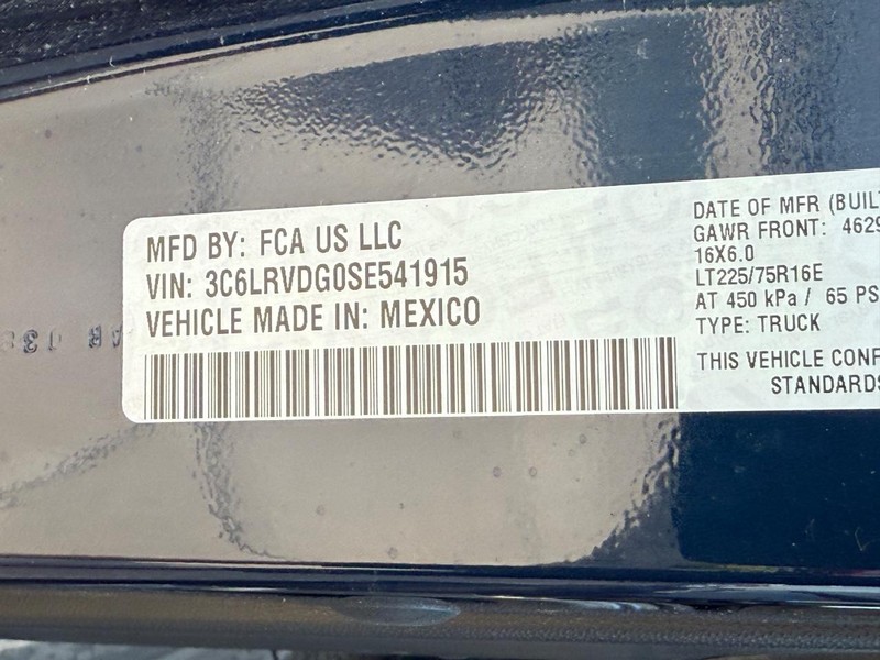 Ram ProMaster Cargo Van Vehicle Full-screen Gallery Image 34