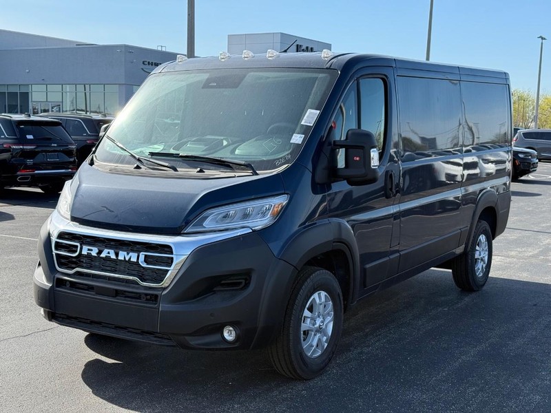 Ram ProMaster Cargo Van Vehicle Full-screen Gallery Image 8