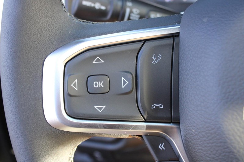 Ram 1500 Vehicle Full-screen Gallery Image 20