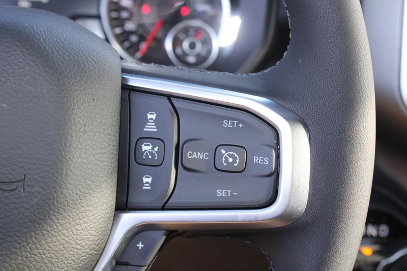 Ram 1500 Vehicle Full-screen Gallery Image 20