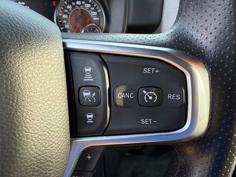 Ram 1500 Vehicle Full-screen Gallery Image 20
