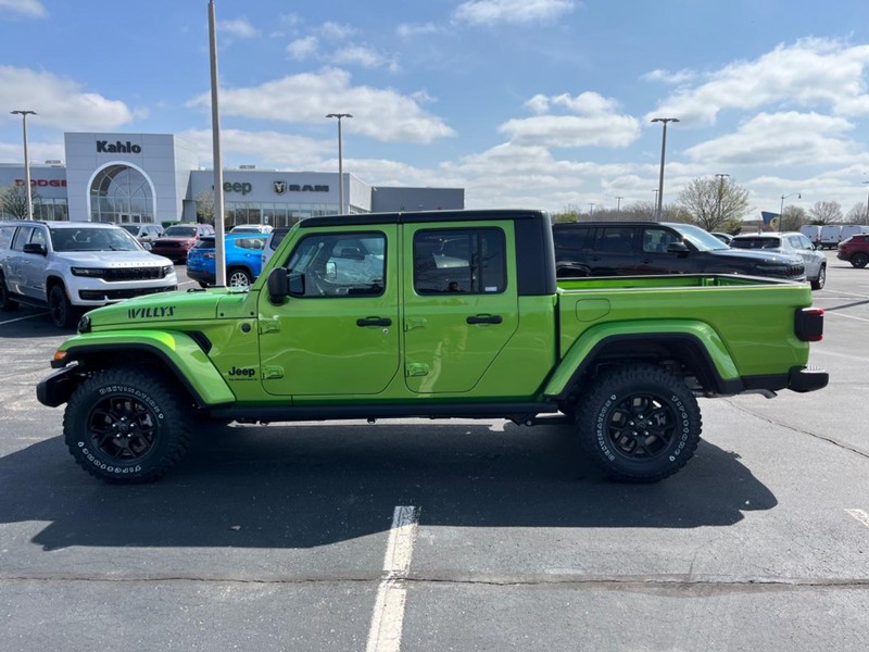 Jeep Gladiator Vehicle Full-screen Gallery Image 8