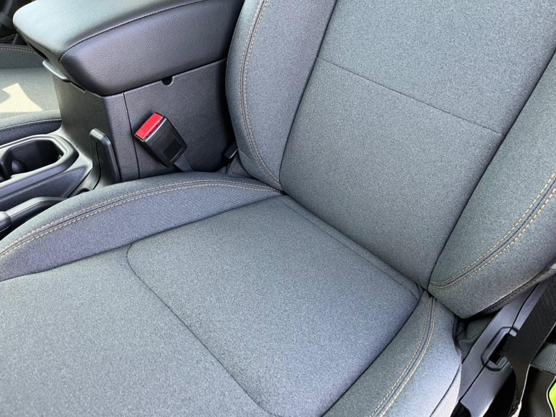 Jeep Gladiator Vehicle Full-screen Gallery Image 31