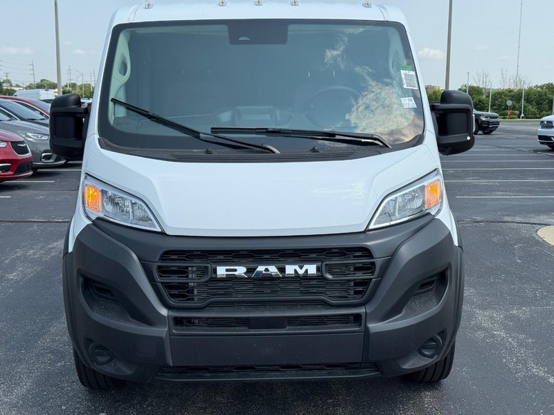 Ram ProMaster Cargo Van Vehicle Full-screen Gallery Image 10