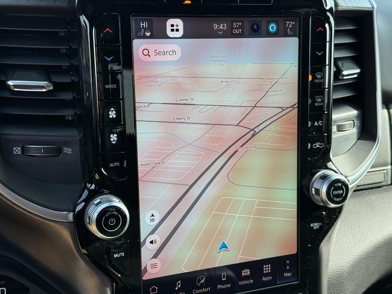 Ram 1500 Vehicle Full-screen Gallery Image 22