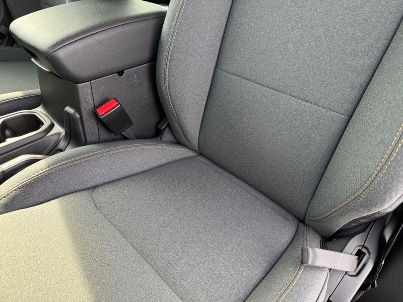 Jeep Wrangler Vehicle Full-screen Gallery Image 28