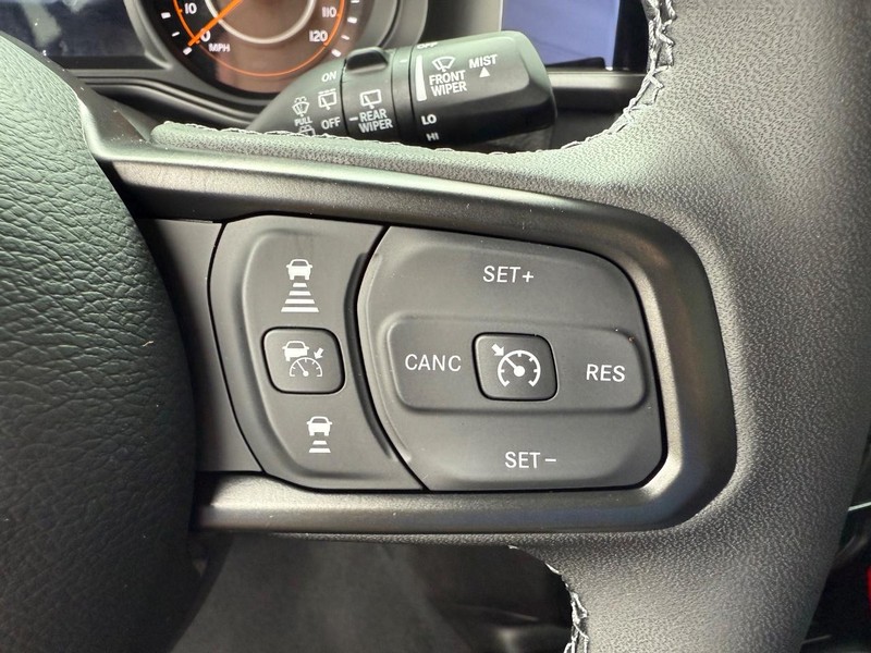 Jeep Wrangler Vehicle Full-screen Gallery Image 21