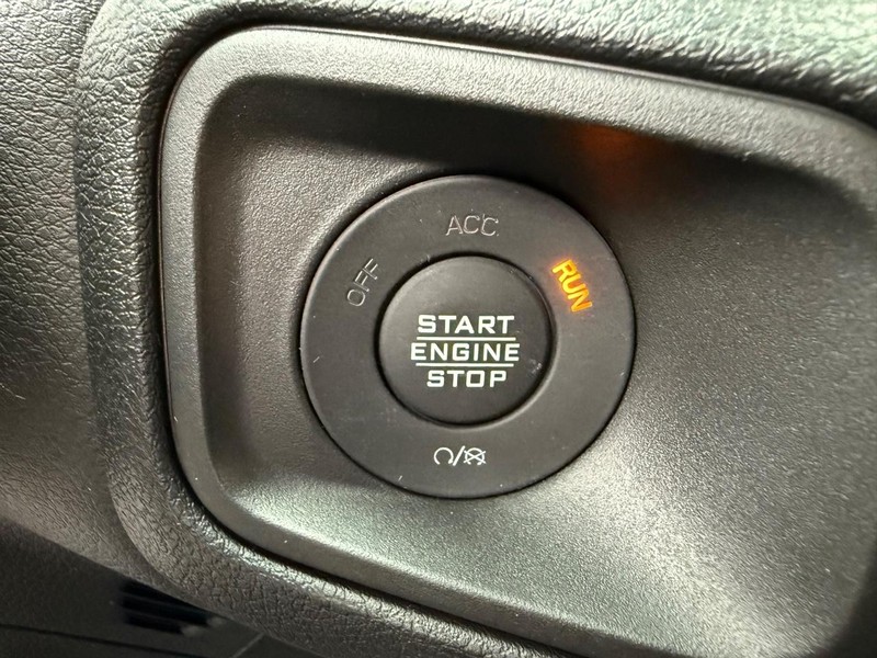 Jeep Wrangler Vehicle Full-screen Gallery Image 22