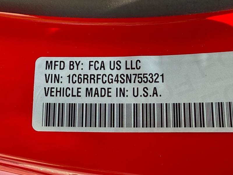 Ram 1500 Vehicle Full-screen Gallery Image 33