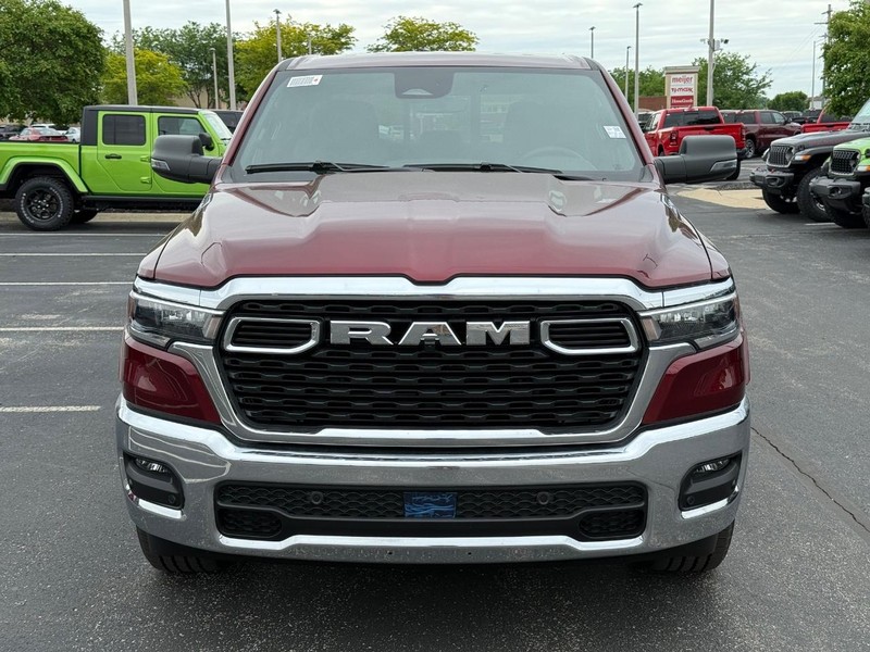 Ram 1500 Vehicle Full-screen Gallery Image 10