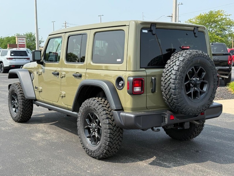Jeep Wrangler Vehicle Full-screen Gallery Image 5