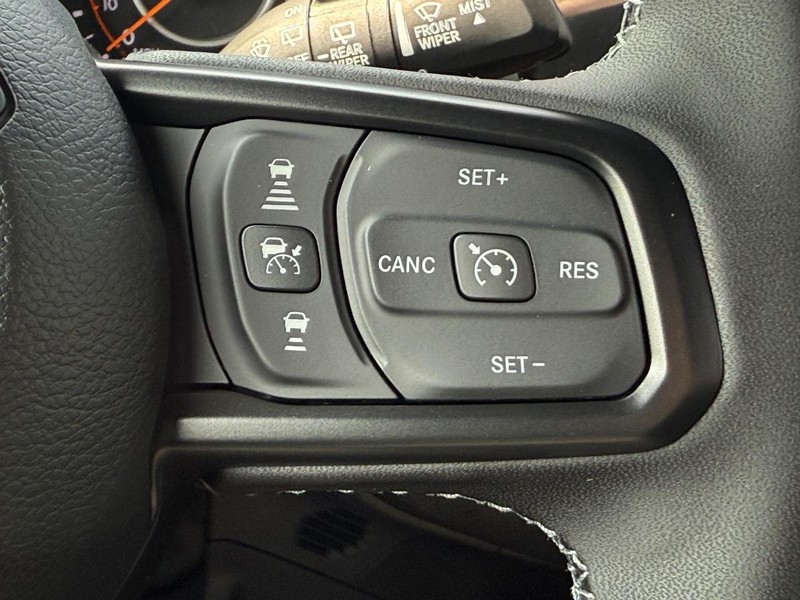 Jeep Wrangler Vehicle Full-screen Gallery Image 20