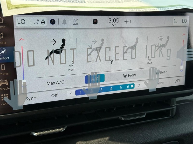 Jeep Wrangler Vehicle Full-screen Gallery Image 27