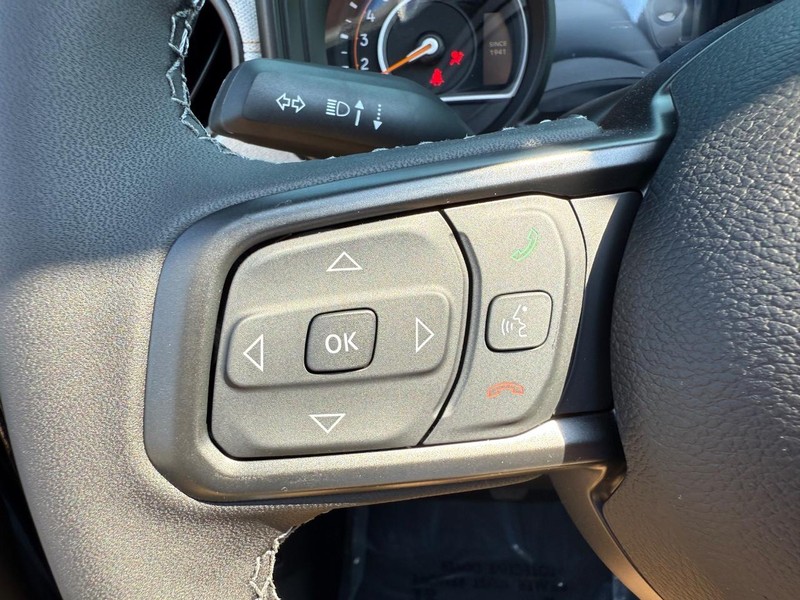 Jeep Wrangler Vehicle Full-screen Gallery Image 21