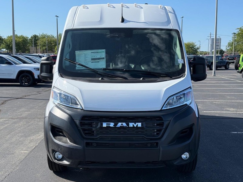 Ram ProMaster Cargo Van Vehicle Full-screen Gallery Image 9