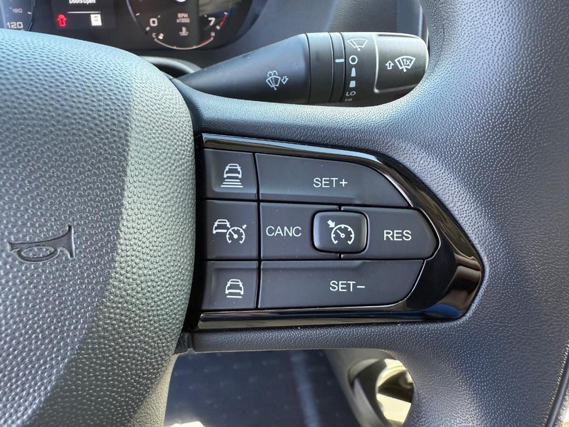 Ram ProMaster Cargo Van Vehicle Full-screen Gallery Image 21