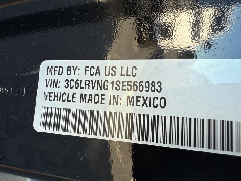 Ram ProMaster Cargo Van Vehicle Full-screen Gallery Image 30