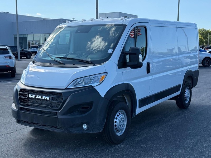 Ram ProMaster Cargo Van Vehicle Full-screen Gallery Image 8