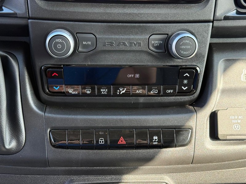 Ram ProMaster Cargo Van Vehicle Full-screen Gallery Image 25