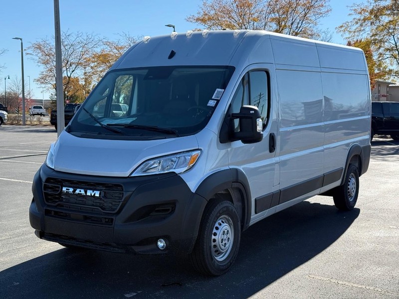 Ram ProMaster Cargo Van Vehicle Full-screen Gallery Image 8