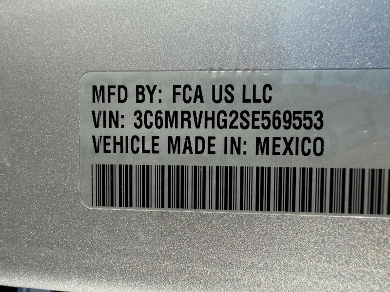 Ram ProMaster Cargo Van Vehicle Full-screen Gallery Image 30