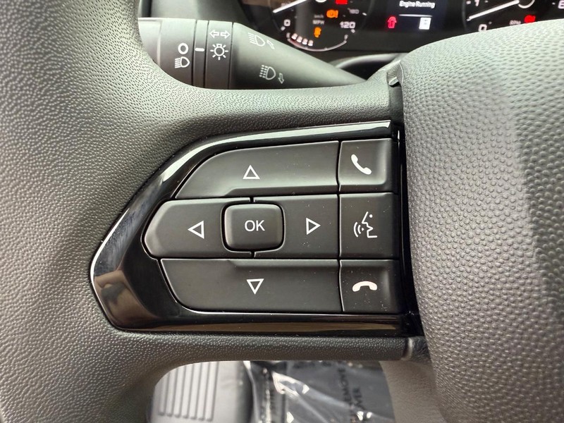 Ram ProMaster Cargo Van Vehicle Full-screen Gallery Image 21